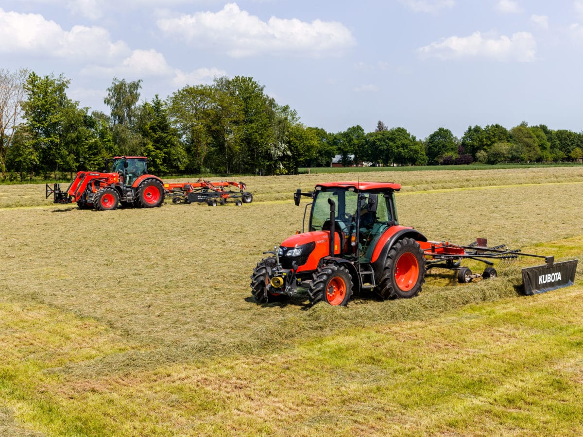 Kubota M4-073