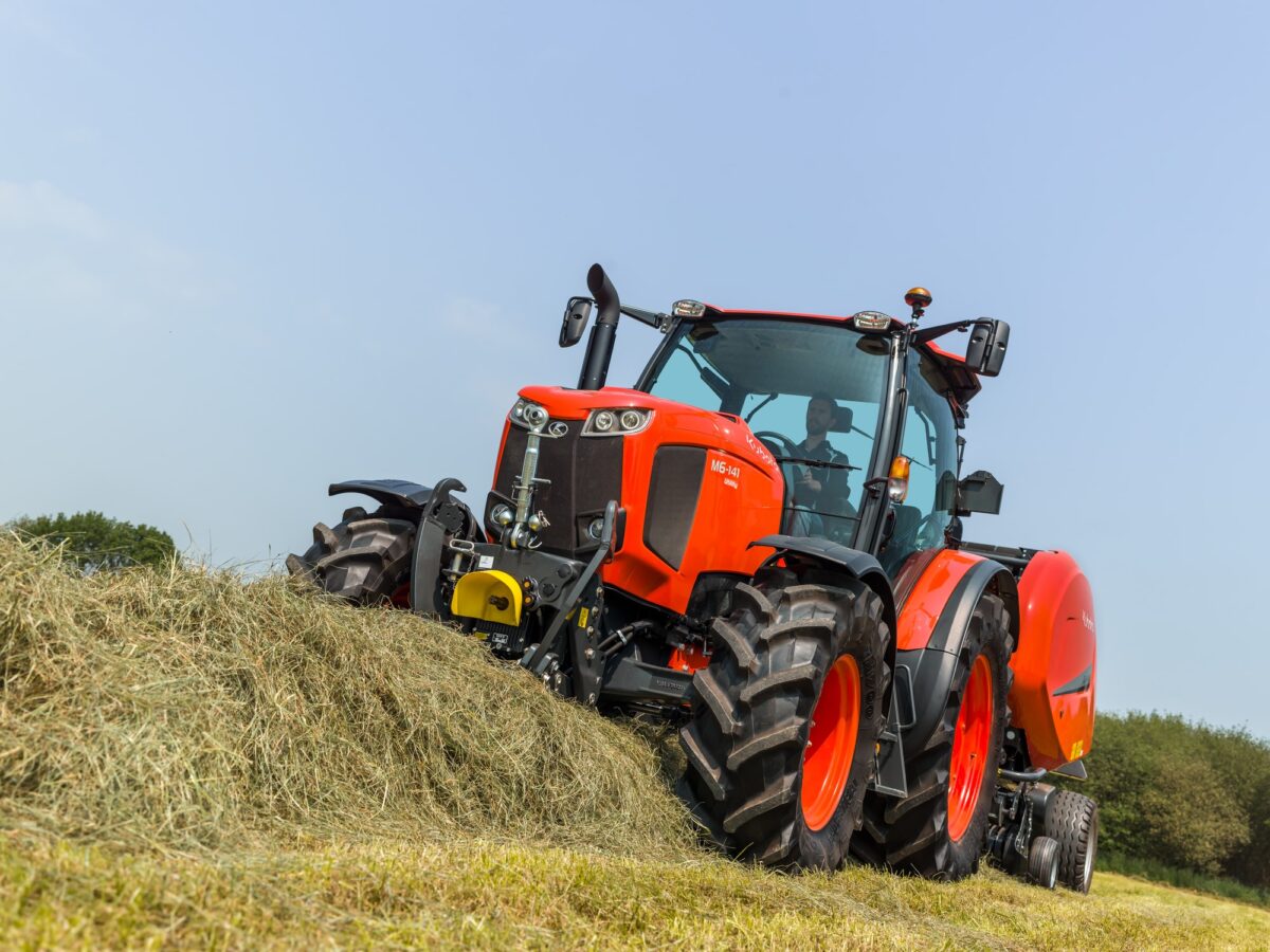 Kubota M6-001U